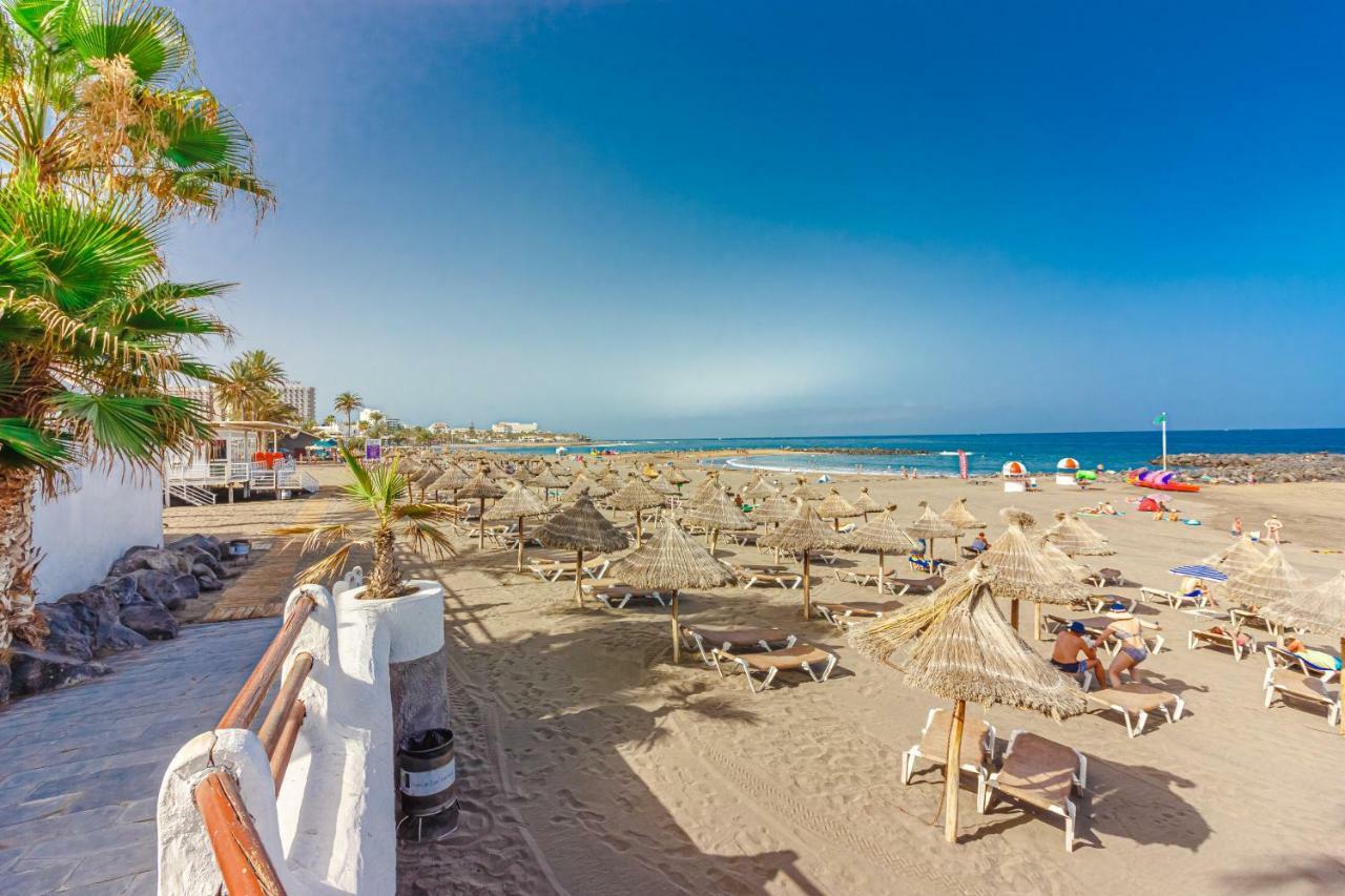 Front Of A Beach Aircon Las Americas Costa Adeje プラヤ・デ・ラス・アメリカス エクステリア 写真