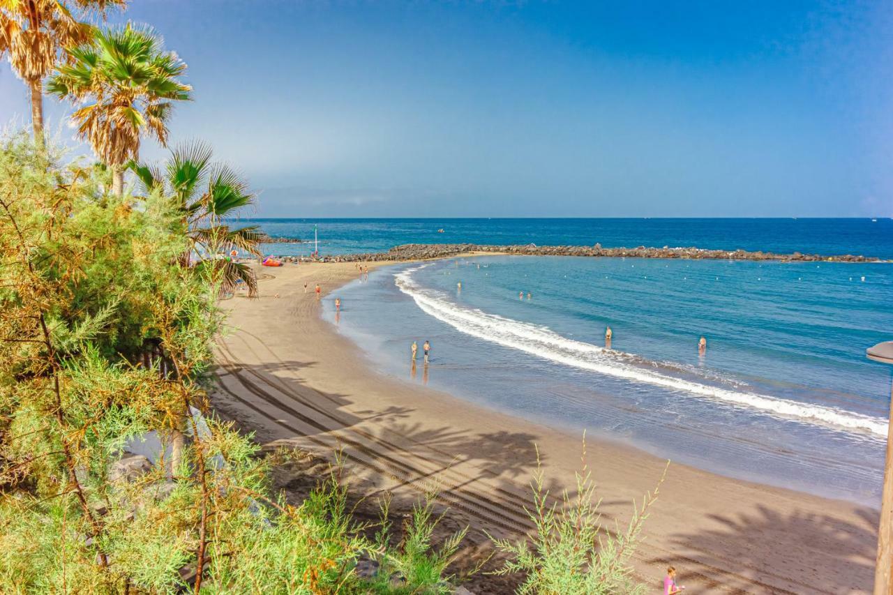 Front Of A Beach Aircon Las Americas Costa Adeje プラヤ・デ・ラス・アメリカス エクステリア 写真